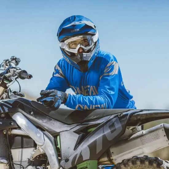Oneal enduro helmet store