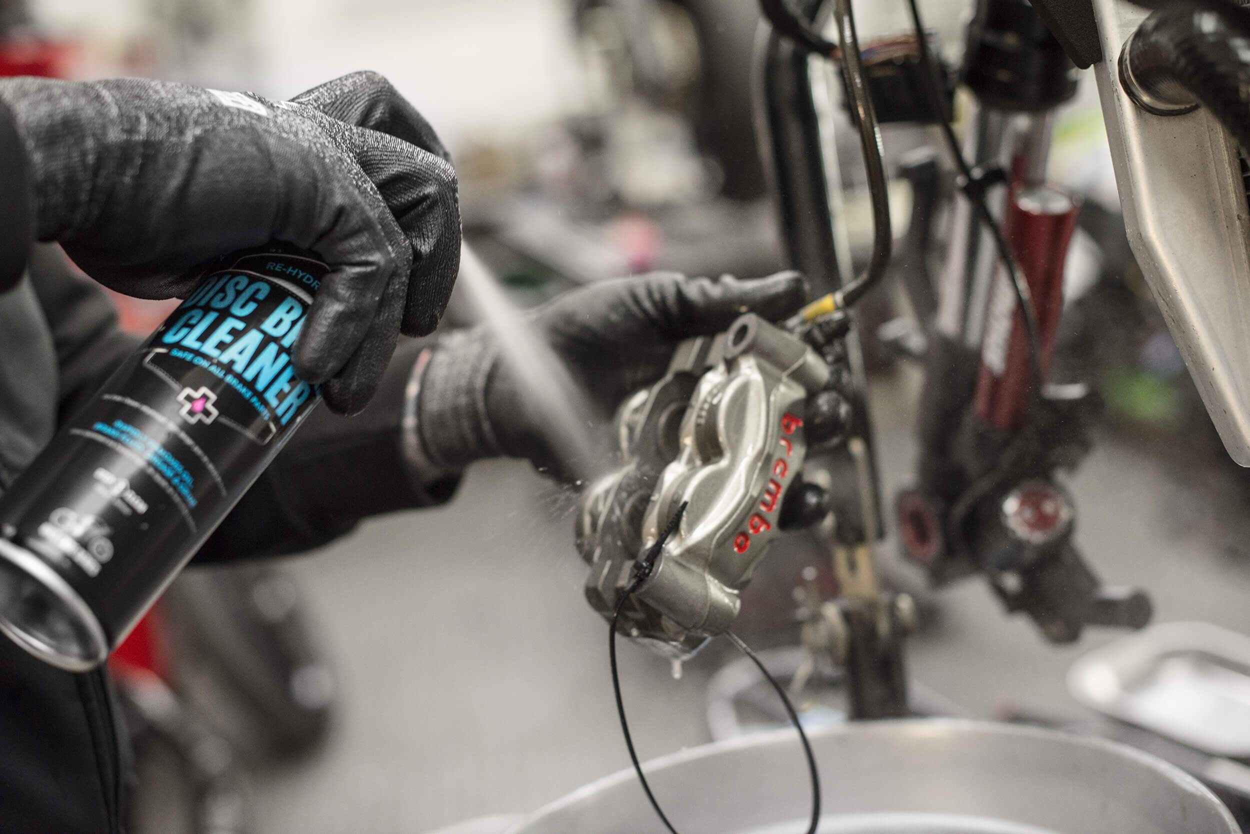 MucOff Motorcycle Disc Brake Cleaner 400ml MD Racing Products